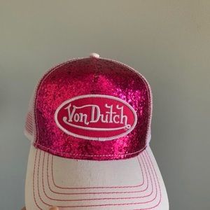Pink glitter and white mesh Von Dutch trucker hat💕💖💞
